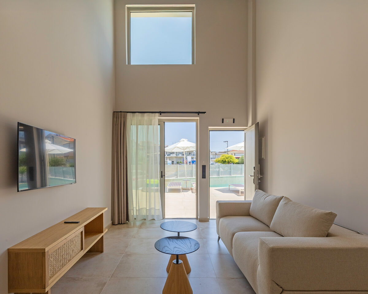 Superior minimal studio